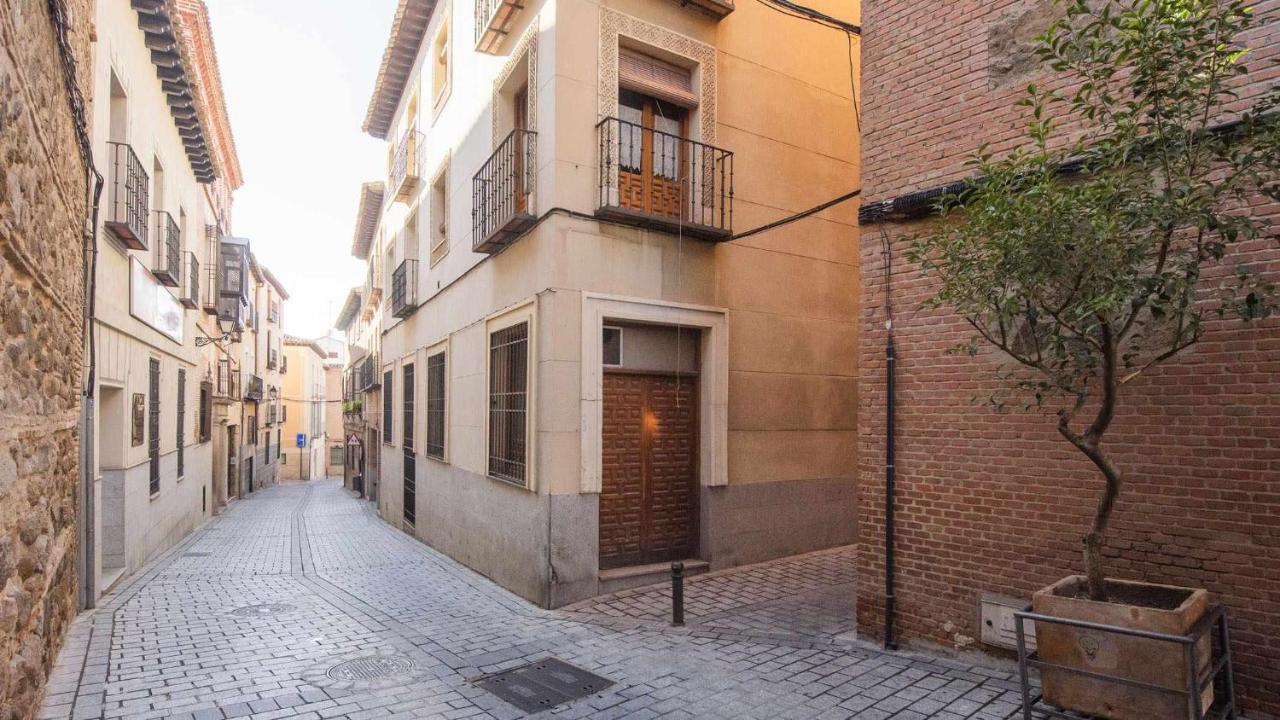 Apartamento Deluxe Cerca De La Catedral By Toledo Ap Eksteriør billede